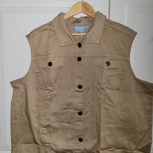 Koret size 22w Khaki bendover vest